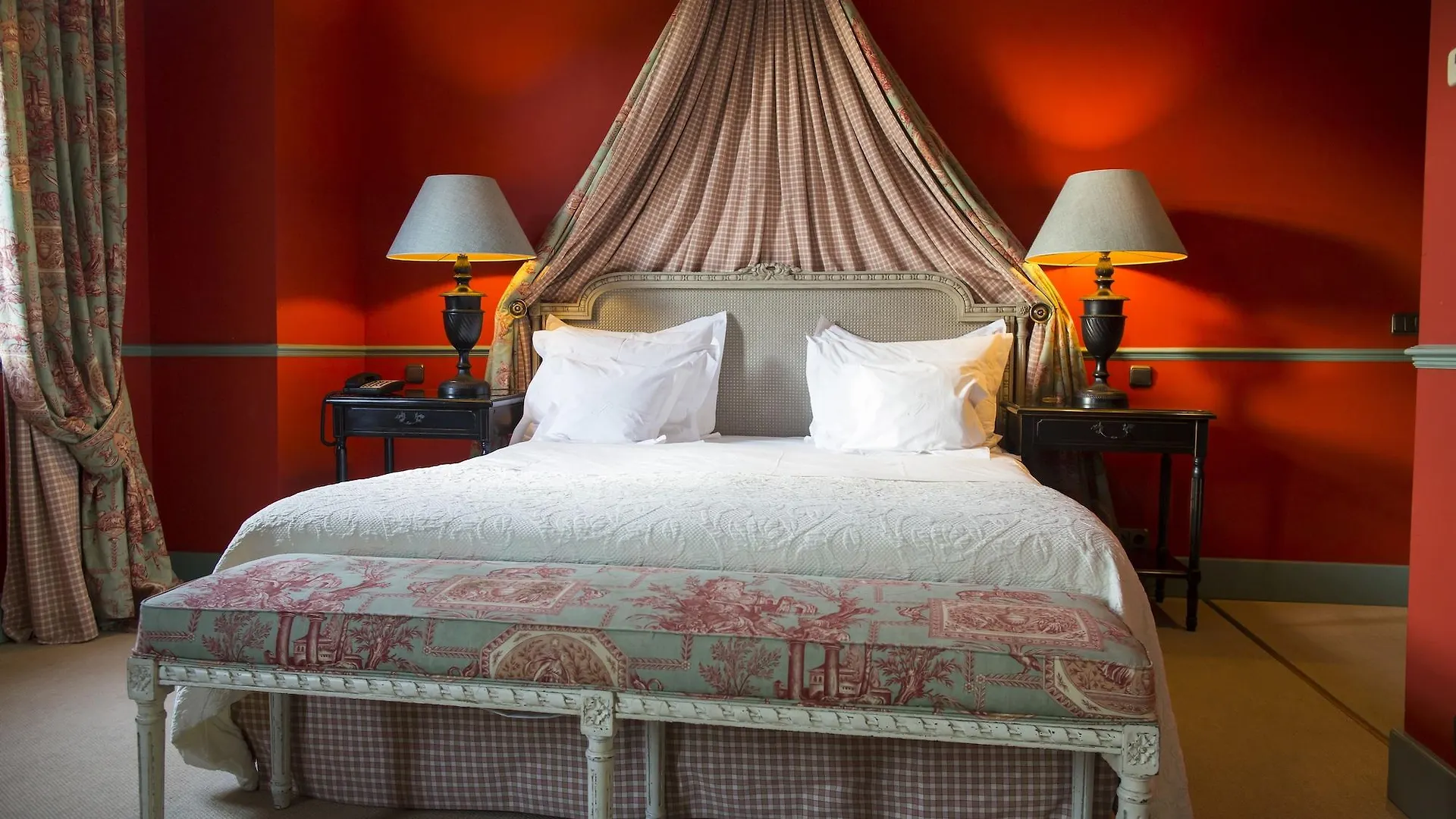 Paleis Hotel La Haya 4*,